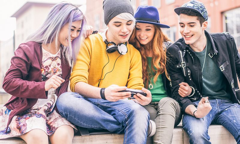 Hd Teen Young - 18 Social Media Apps and Sites Kids Are Using Right Now | Common Sense Media